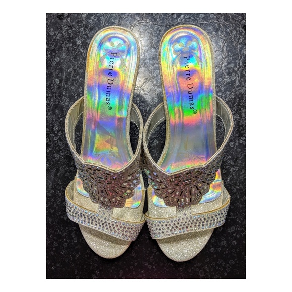 Women's shoes - Picture 1 of 2